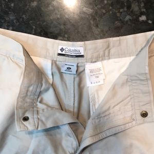 Men’s Columbia shorts. Never worn